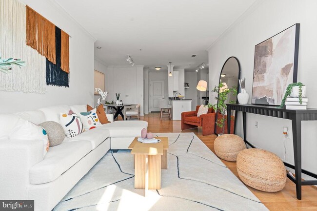 Building Photo - 1391 Pennsylvania Ave. SE