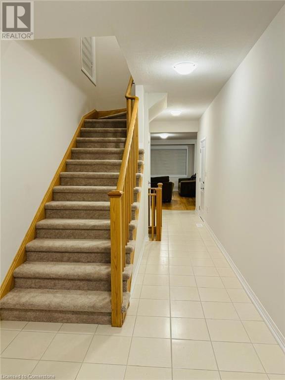 Building Photo - 15 Blacklock St