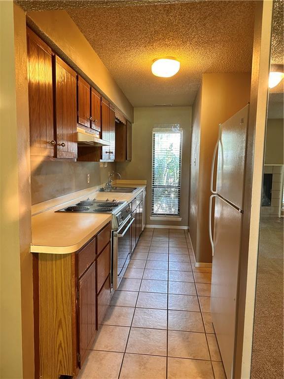 Foto del edificio - 2566 E Sweetbriar Dr