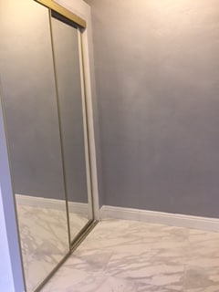 Closet - 249 S Harvard Blvd