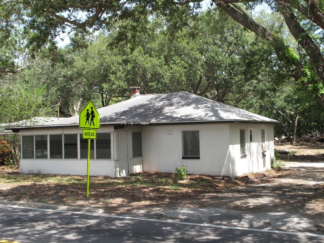 Building Photo - 1318 Sunset Point Rd