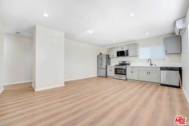 Foto del edificio - 845 N Hagar St