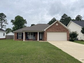 Building Photo - 115 Lakeside Dr