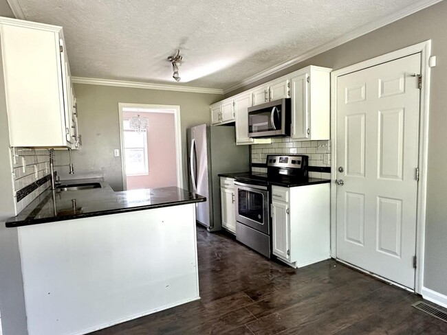 Building Photo - 7908 Matlock Pl