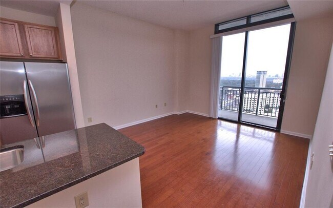 Foto del edificio - 3040 W Peachtree St NW