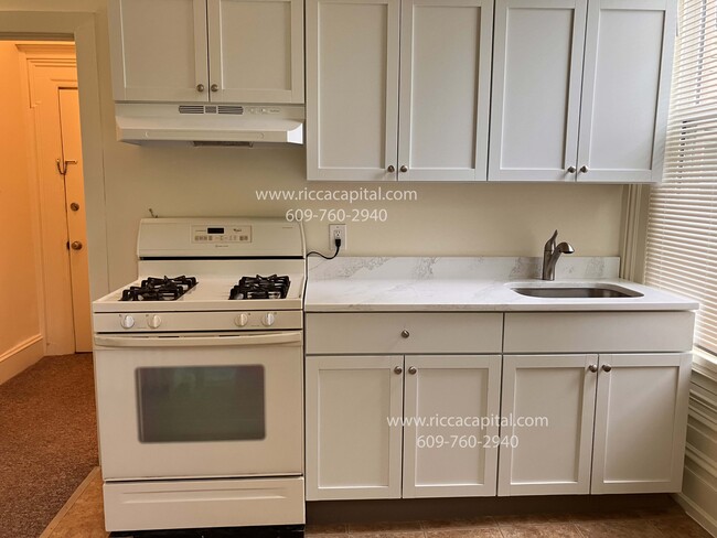 Kitchen - 186 Tansboro Rd