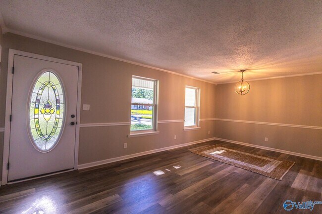 Foto del edificio - 1220 Kathy Ln SW