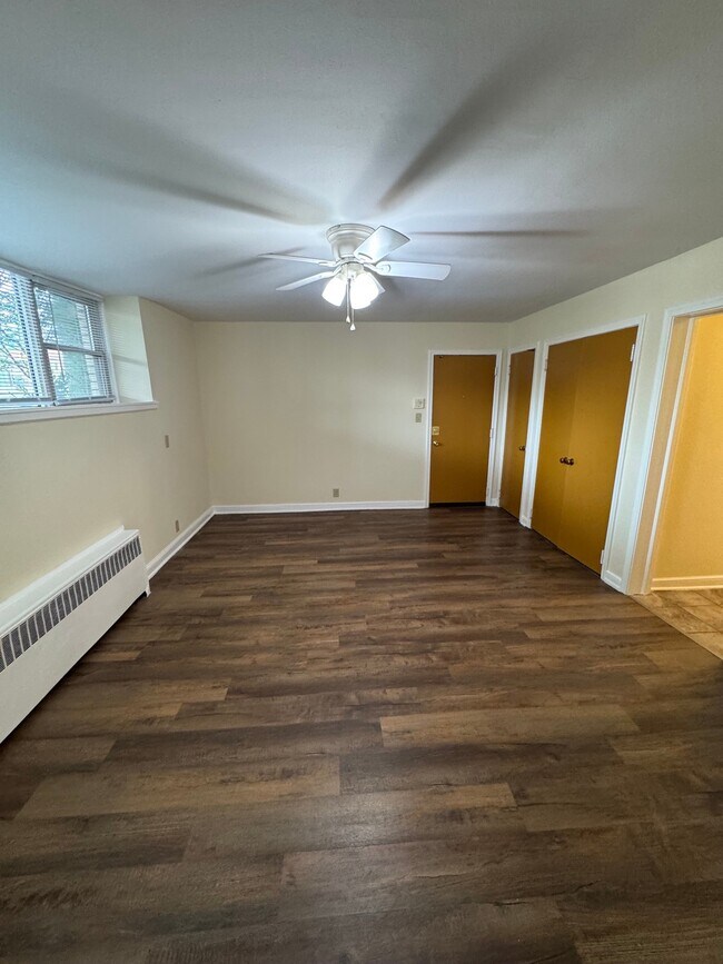 Foto del edificio - 705 Snelling Ave S
