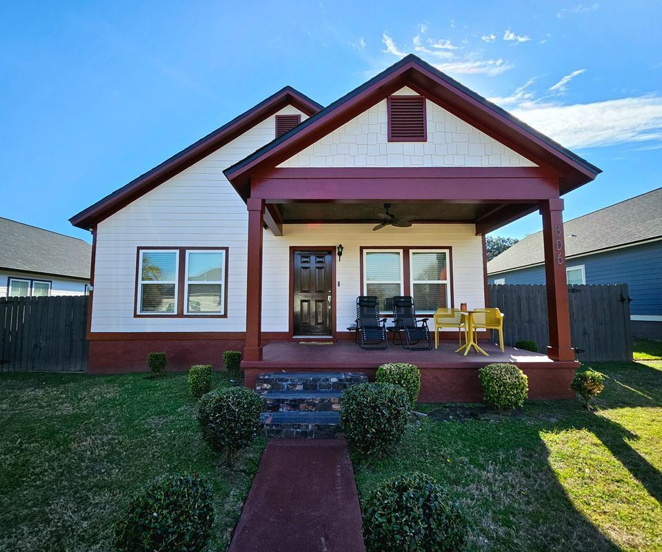 Foto del edificio - 306 Brighton St