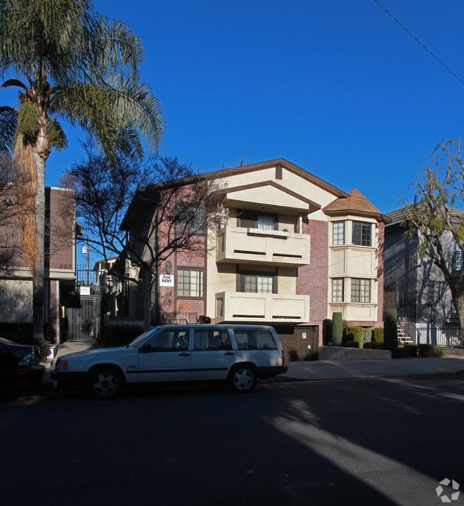 Building Photo - 251 W Verdugo Ave
