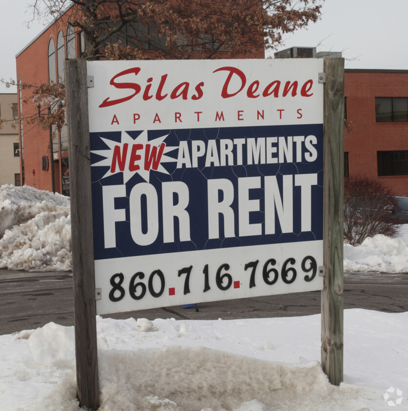 Foto del edificio - 554 Silas Deane Hwy