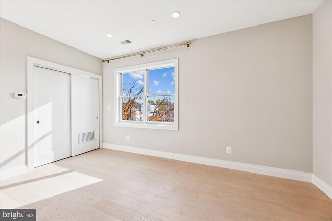 Foto del edificio - 1102 Staples St NE