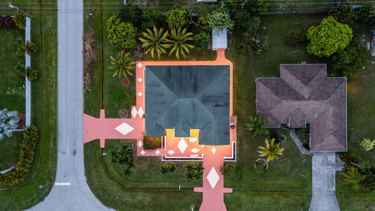 Foto principal - 2853 SE Melaleuca Blvd