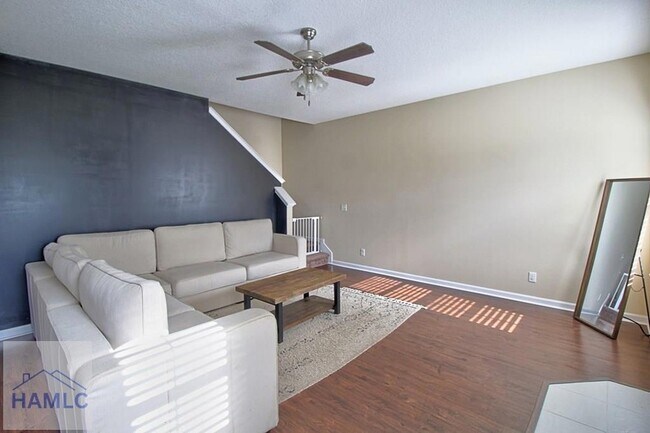 Foto del edificio - 1290 Windrow Dr