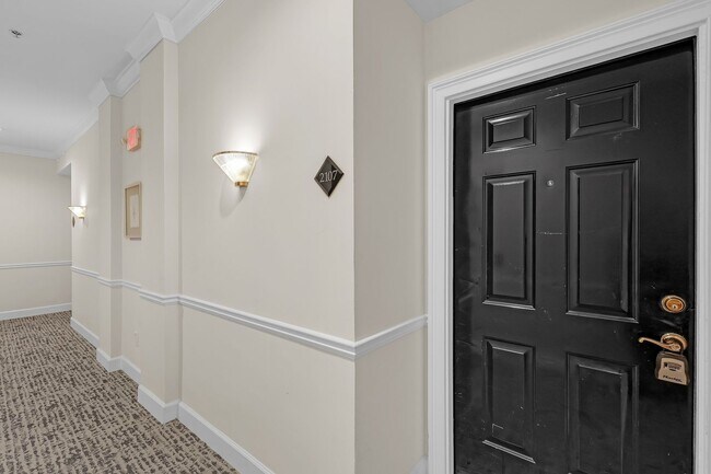 Photo - Gated Community In The Heart of Buckhead. Apartment