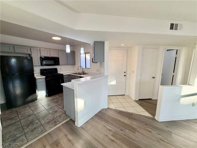 Foto del edificio - 4555 E Sahara Ave