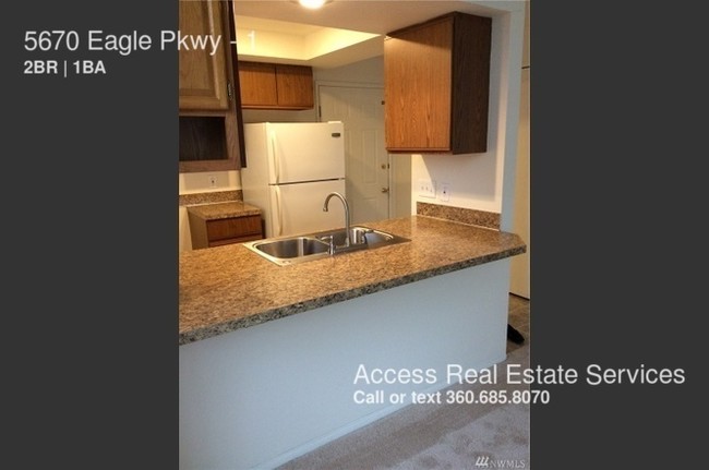 Building Photo - 5670 Eagle Pkwy