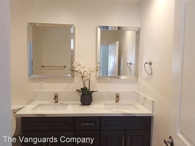 Building Photo - 4 br, 3 bath House - 16055 Tokay St.