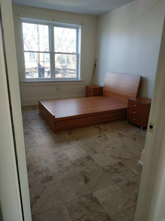 Building Photo - 1018 64th St