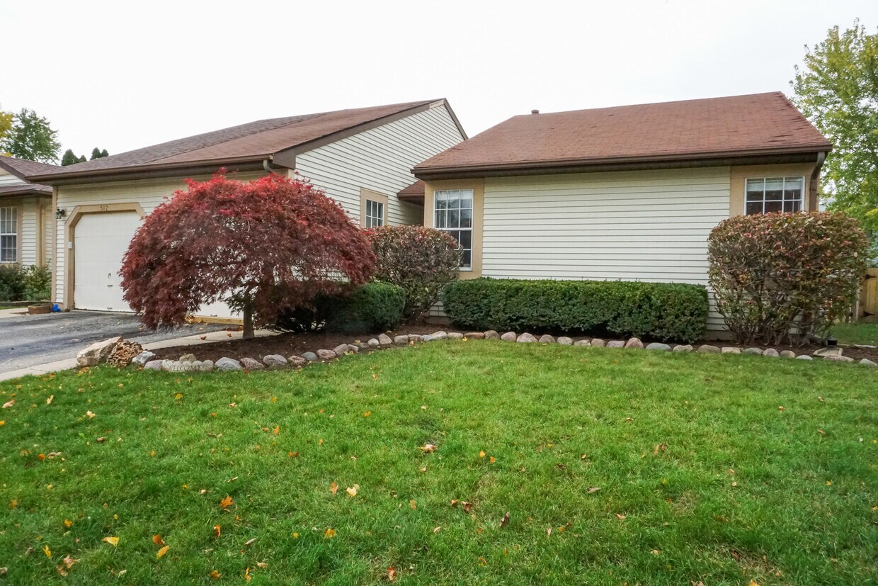 510 Lasalle Ln, Buffalo Grove, IL 60089 Condo for Rent in Buffalo