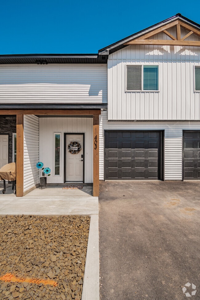 Apartments For Rent in Rigby ID with Hardwood Floors 1 Rentals