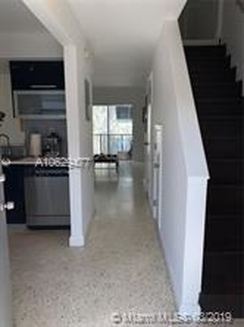 Building Photo - 5615 Biscayne Blvd