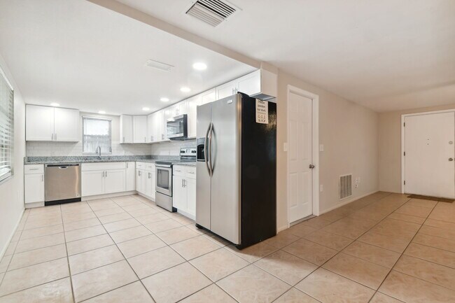 Foto del edificio - 4818 Dogwood St