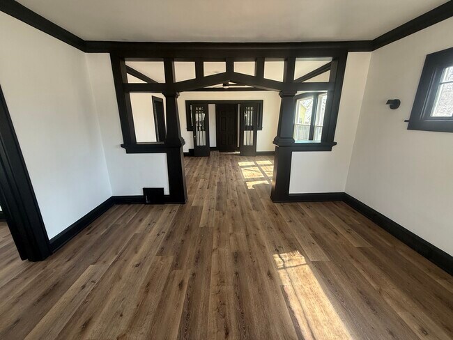 Foto del edificio - 7317 Sheridan Rd