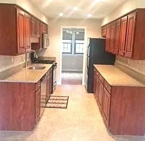 Building Photo - 142 Apache Way