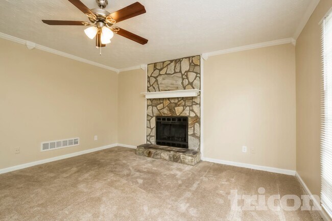 Building Photo - 604 Cedar Creek Dr