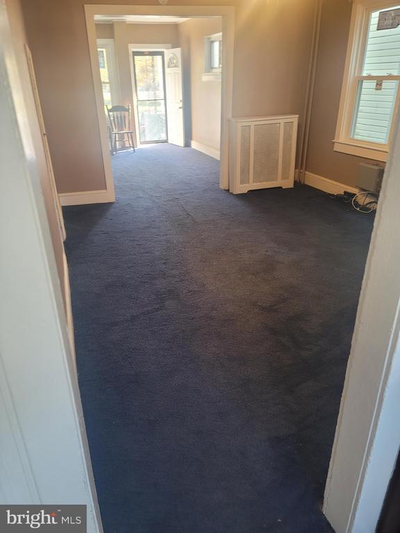 Foto del edificio - 48 Laurel Pl