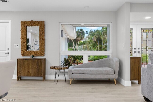 Building Photo - 5256 Seashell Ave