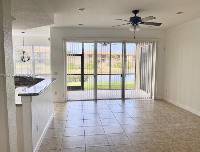 Photo - 8231 NW 127th Ln House