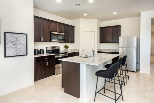 Building Photo - 24400 W Verlea Dr