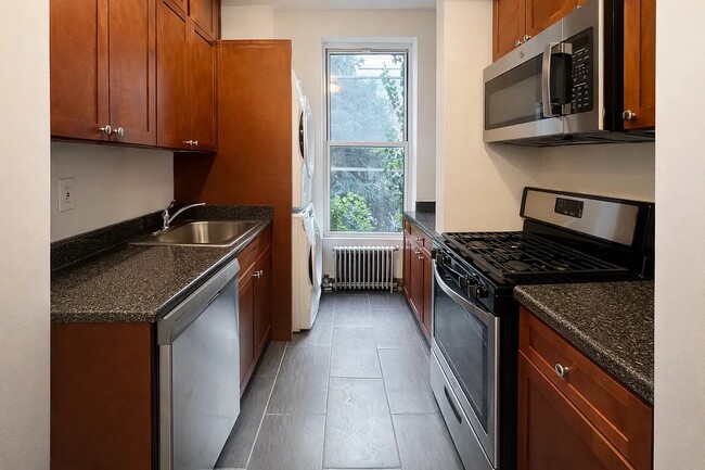 Foto del edificio - 5-16 47th Road