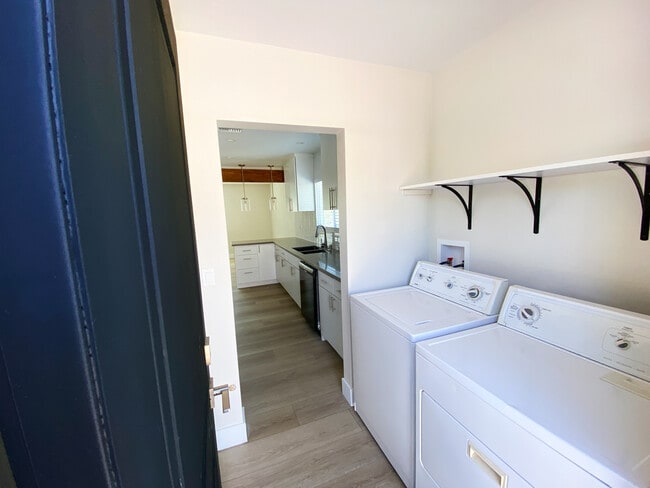 Laundry Room - 14859 Chatsworth Dr