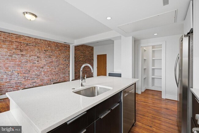 Foto del edificio - 1801 Wyoming Ave NW
