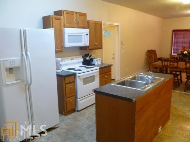 Foto del edificio - 168 Brownlee Rd SW