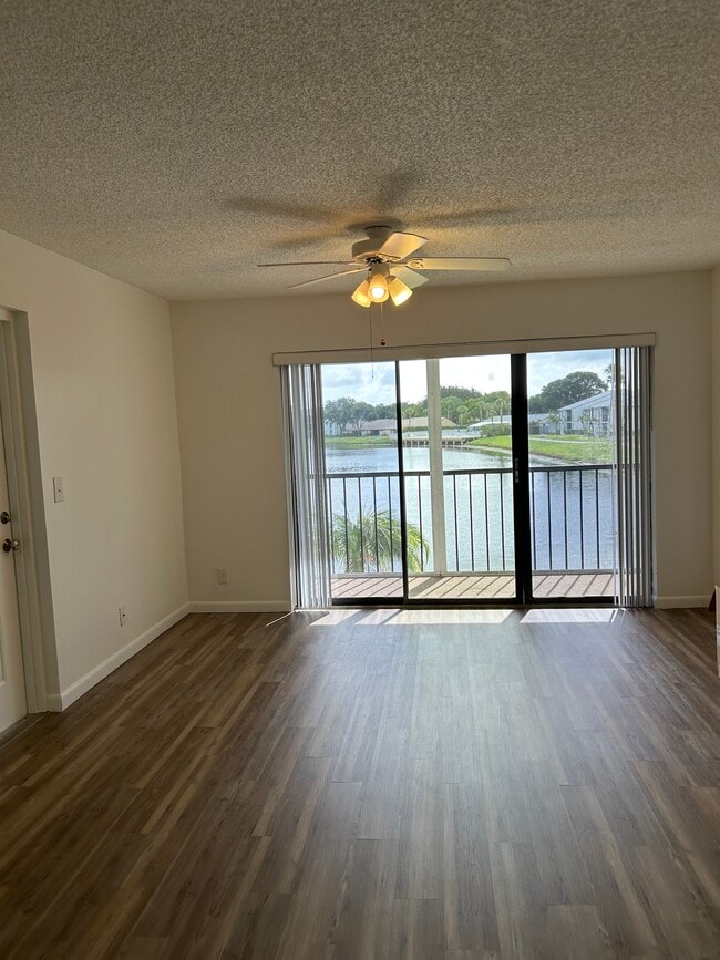 Gorgeous view from the living room - 1004 Green Pine Blvd Apartment