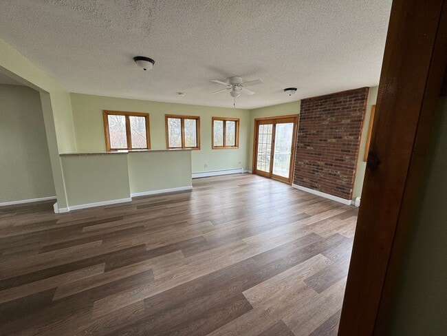 Building Photo - Upgraded 3 Bedroom Home with Garage and Basement