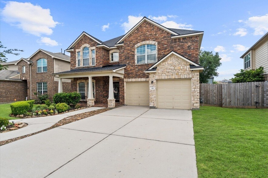 Foto principal - 406 Oak Stream Dr