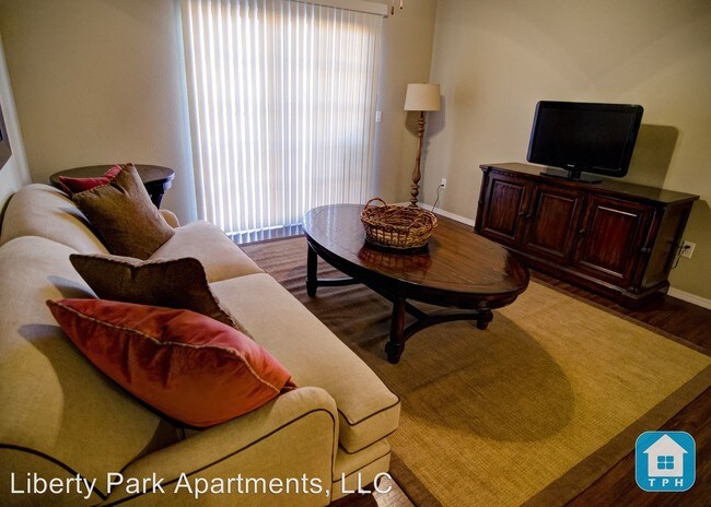 Foto del edificio - 116 Liberty Pkwy