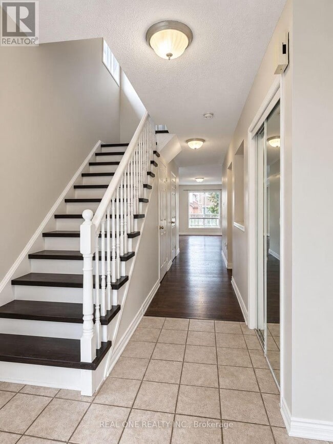 Building Photo - 5289 Bushelgrove Cir