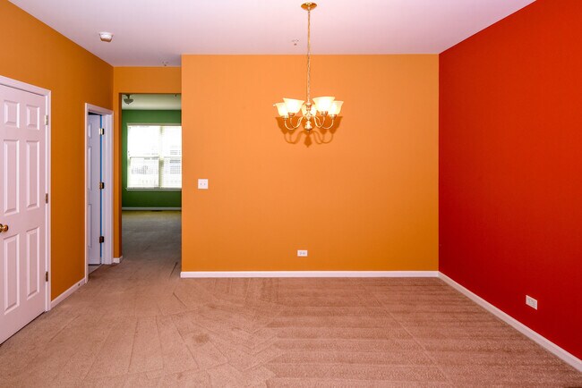 Building Photo - 19 Veneto Ct