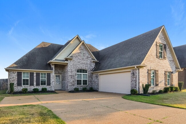 Building Photo - 2565 Woodcutter Dr