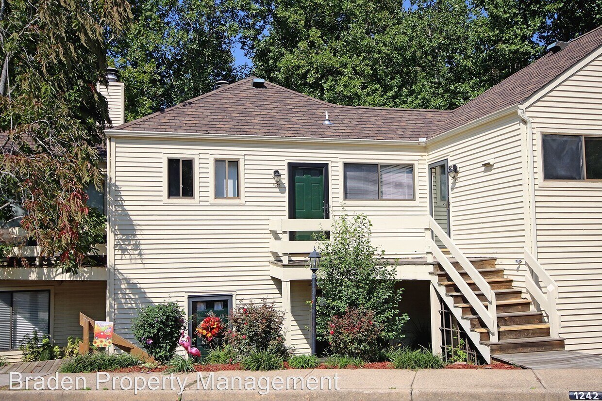 Primary Photo - 1 br, 1 bath House - 1242 Chatham Ridge