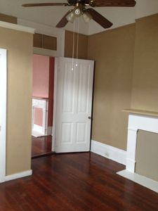 Foto del edificio - 1824 Elysian Fields Ave