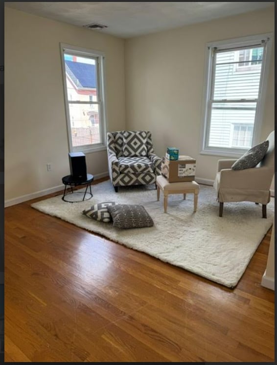 Building Photo - 109 Medford St