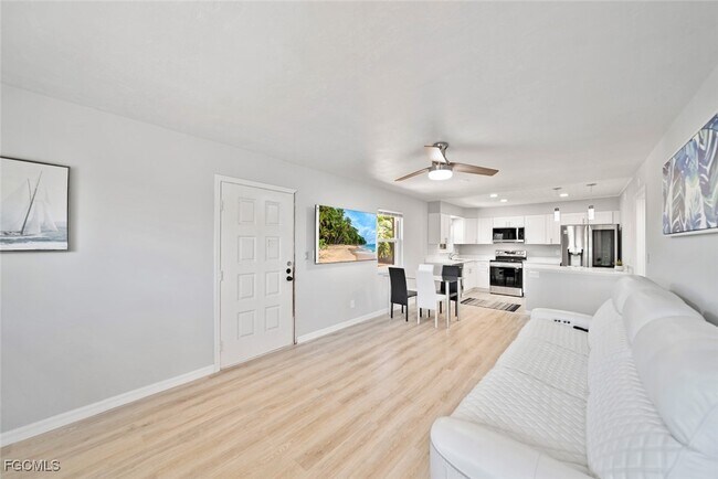 Foto del edificio - 16881 Davis Rd