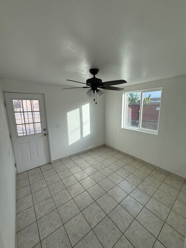 Foto del edificio - 370 Bridgevale Rd